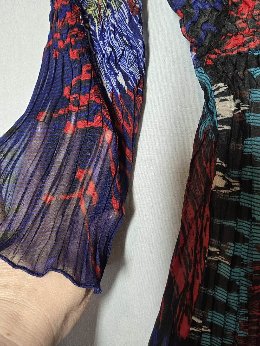 Alberto Makali Crinkle Pleated Tunic Top Women's Medium Abstract Print - Picture 10 of 12